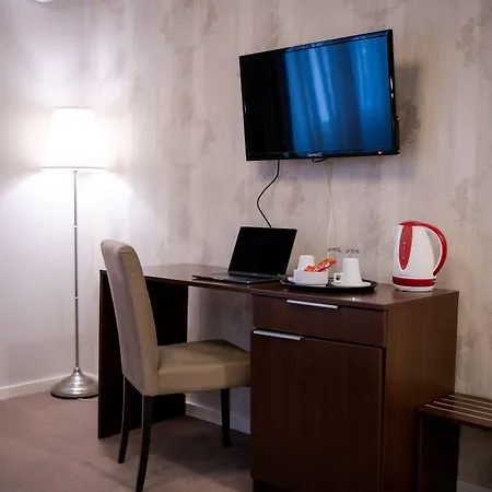 Luxury Luca And Deluca 4*