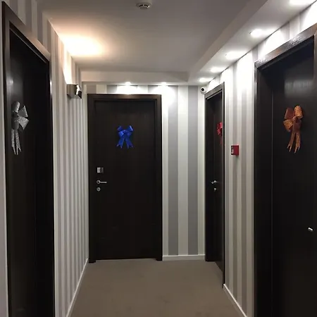 Luxury Luca And Deluca