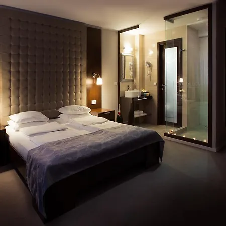 Bed & Breakfast Luxury Luca And Deluca 4*
